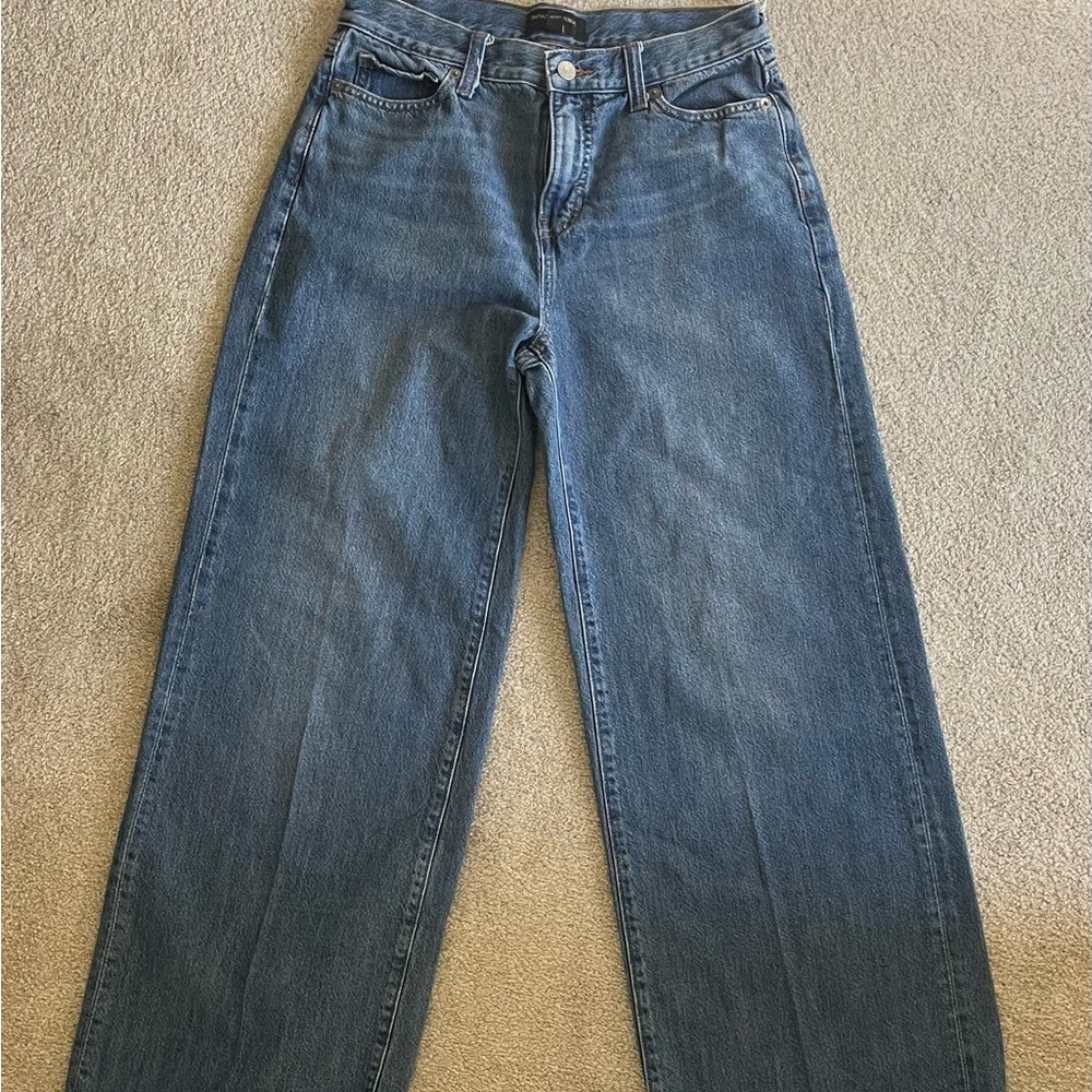 Banana Republic Blue wide Jeans with Classic Denim Style